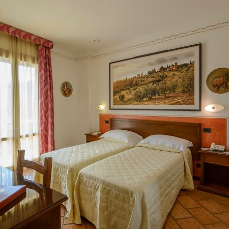 Hotel Sovestro San Gimignano Esterno foto