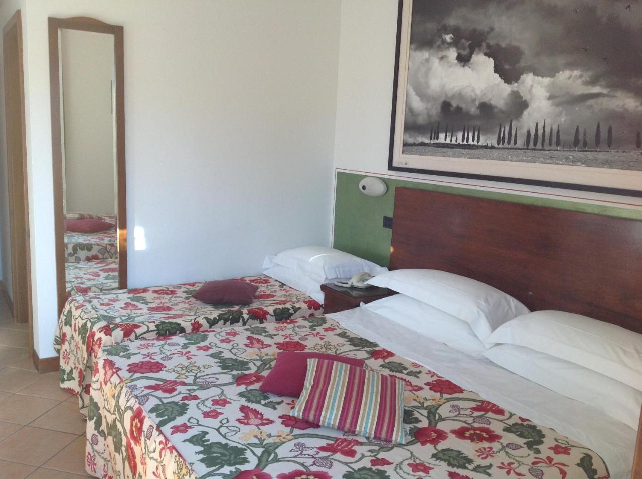Hotel Sovestro San Gimignano Esterno foto