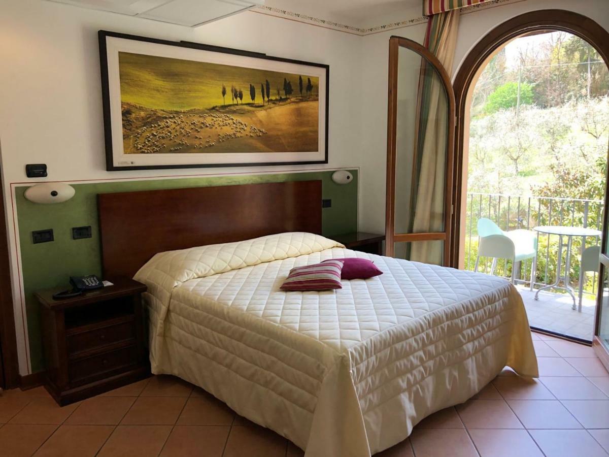 Hotel Sovestro San Gimignano Esterno foto